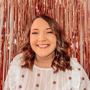 Meet your Posher, Liz